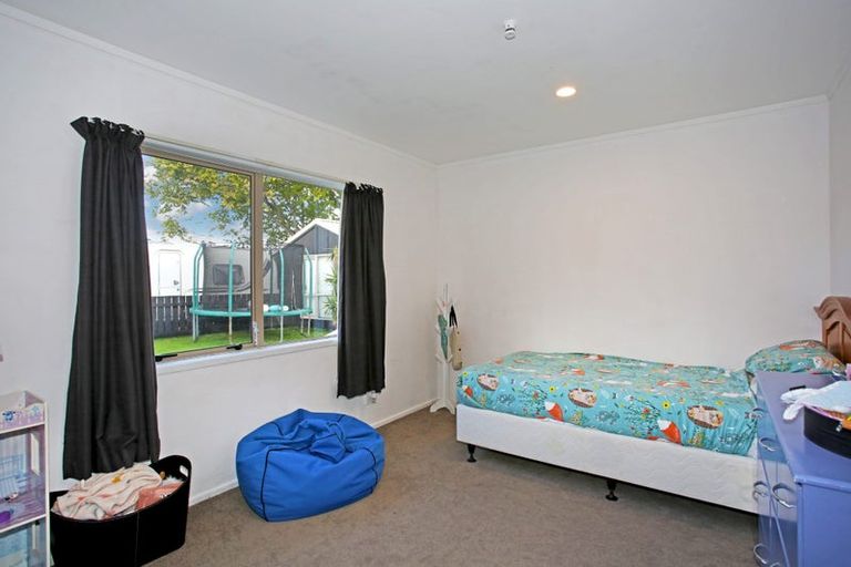 Photo of property in 50a Kitchener Road, Waiuku, 2123