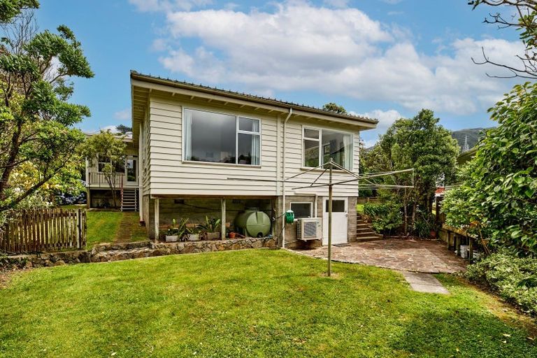 Photo of property in 7 Spencer Street, Crofton Downs, Wellington, 6035