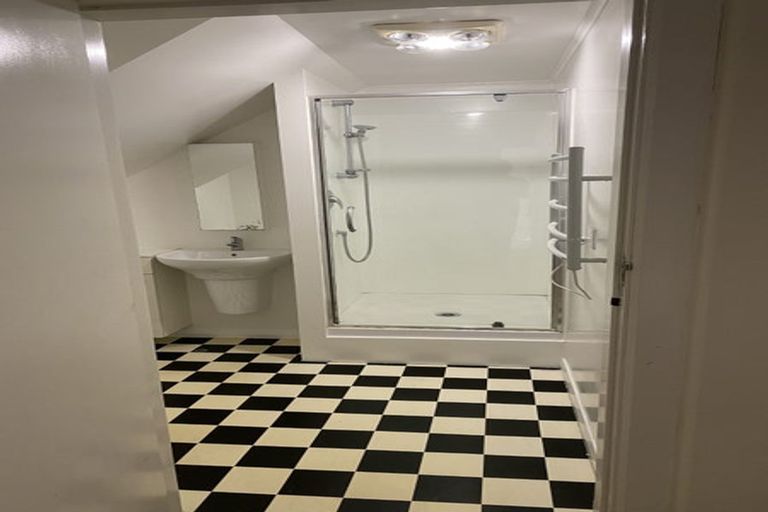 Photo of property in 59u4 Cambridge Terrace, Te Aro, Wellington, 6011