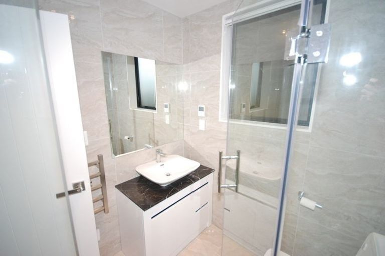 Photo of property in 13 Bruckless Drive, Flat Bush, Auckland, 2019