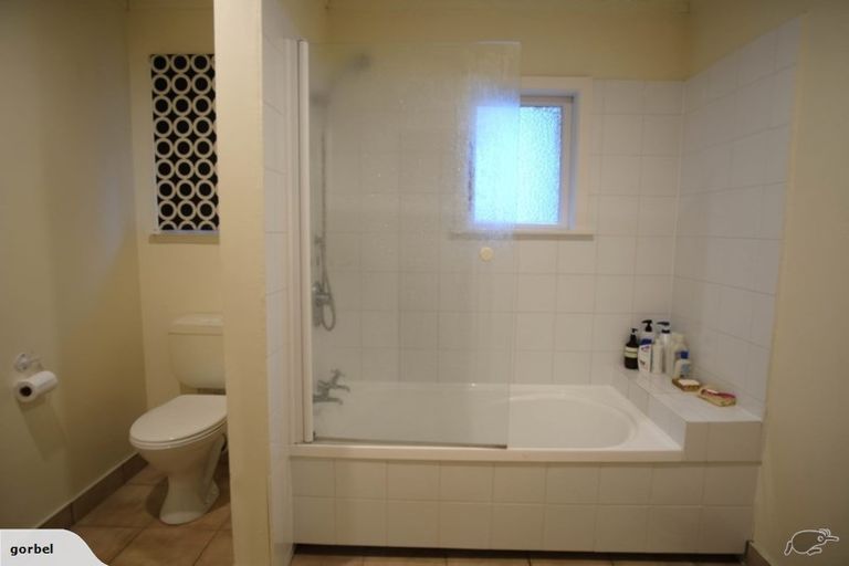 Photo of property in 14a U5 Glenmore Street, Thorndon, Wellington, 6011