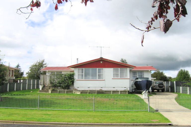 Photo of property in 17 Northfield Place, Tokoroa, 3420