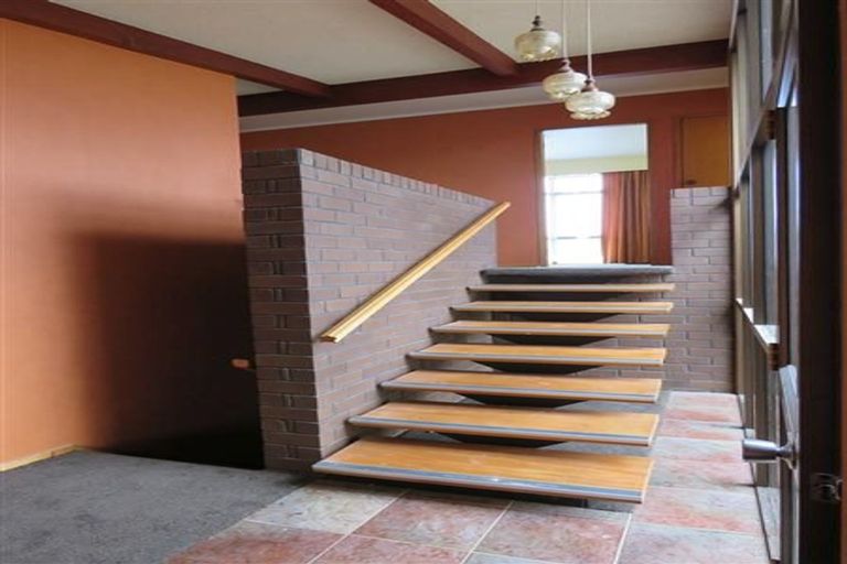 Photo of property in 29 Truby King Street, Merrilands, New Plymouth, 4312