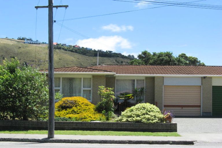 Photo of property in 6 Clark Street, Sumner, Christchurch, 8081