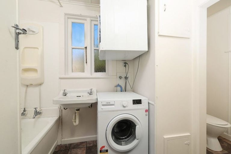 Photo of property in 10 Newport Street, Belleknowes, Dunedin, 9011