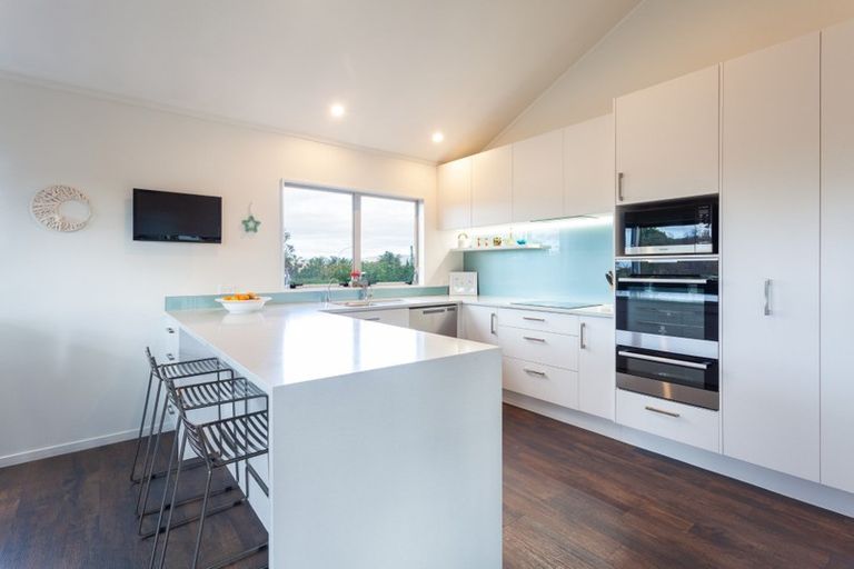Photo of property in 37 Ascot Road, Mount Maunganui, 3116