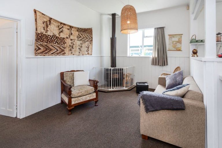 Photo of property in 307 Hetherington Road, Whangamata, 3620