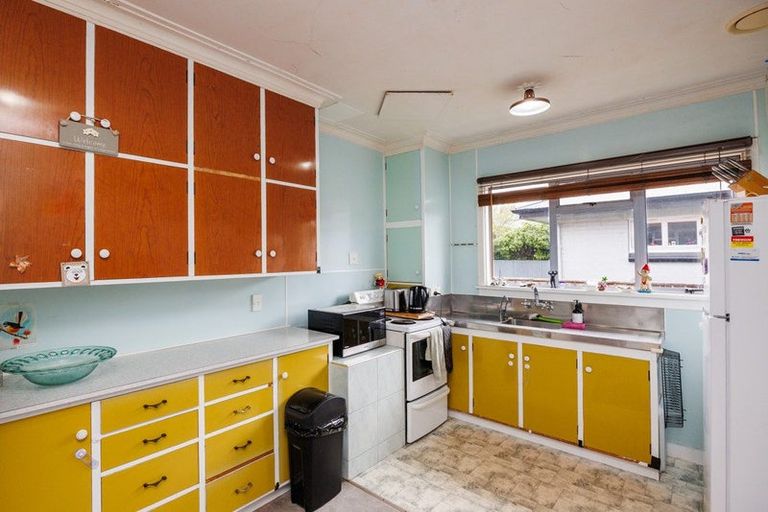 Photo of property in 32 Haydon Street, Roslyn, Palmerston North, 4414