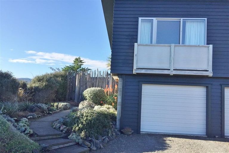 Photo of property in 22 Longbeach Drive, Castlecliff, Whanganui, 4501