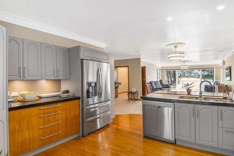 Photo of property in 13 Muriwai Drive, Whakatane, 3120