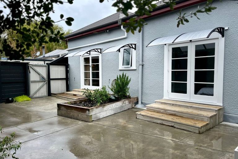Photo of property in 53 Oxley Avenue, St Albans, Christchurch, 8014