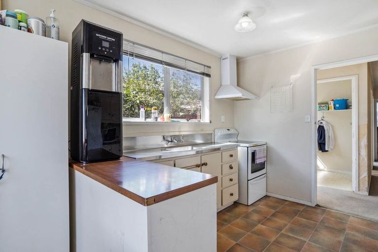 Photo of property in 42 Burbank Avenue, Manurewa, Auckland, 2102