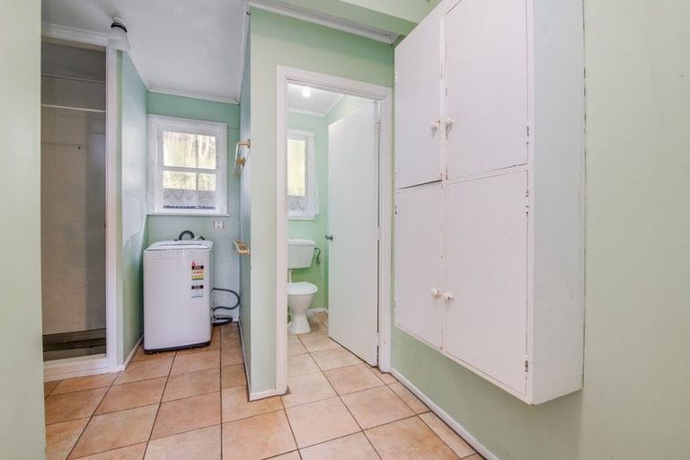 Photo of property in 4 Ferngully Road, Helensville, Kaukapakapa, 0871