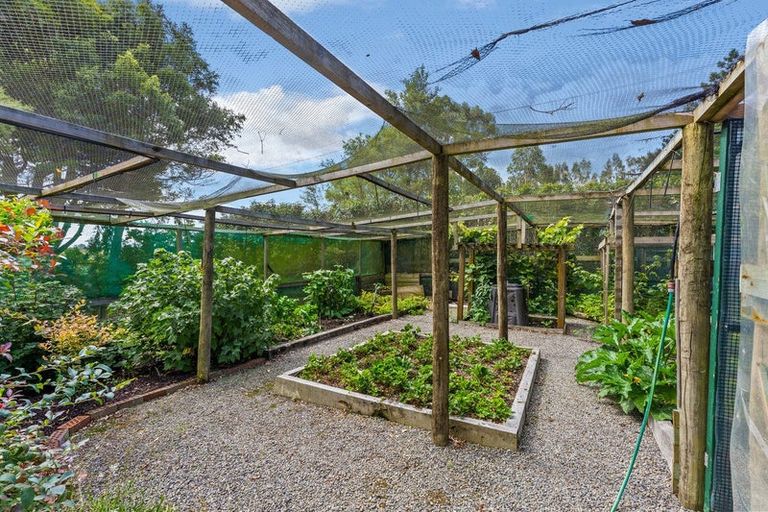 Photo of property in 38 Sutton Road, Te Horo, Otaki, 5582