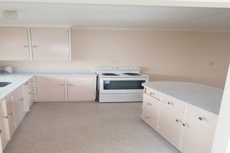 Photo of property in 147-149 Heretaunga Street, Palmerston North, 4414