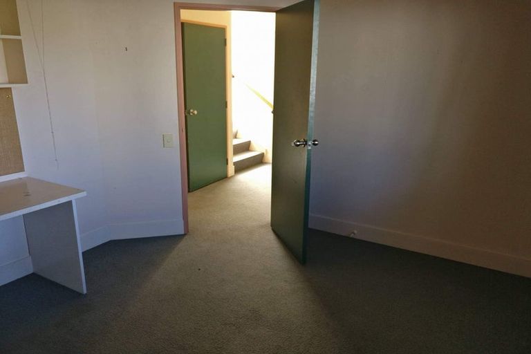 Photo of property in 3/2 Haddon Place, Dunedin Central, Dunedin, 9016