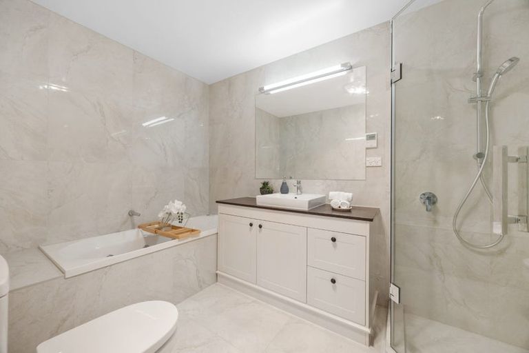 Photo of property in 5 Creggan Crescent, Flat Bush, Auckland, 2019