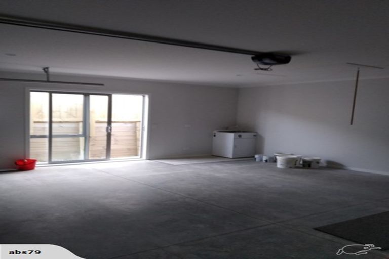 Photo of property in 18 Schooner Drive, Whitby, Porirua, 5024