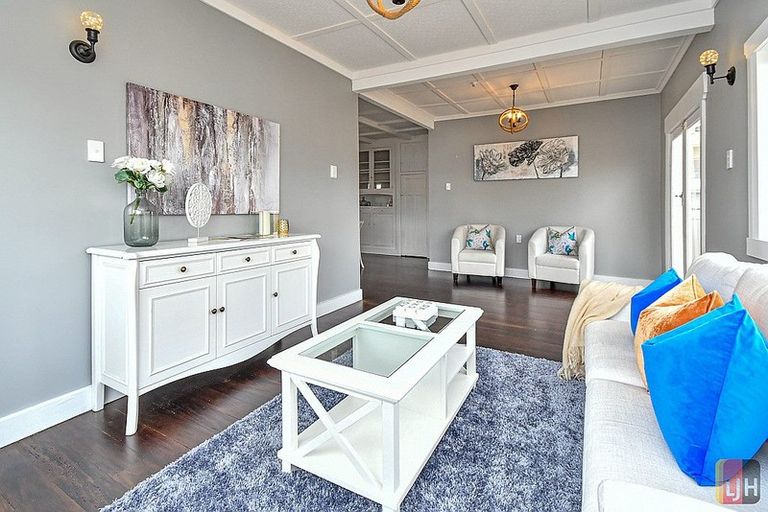 Photo of property in 1/24 Great South Road, Papakura, 2110