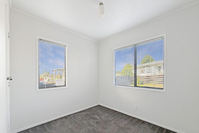 Photo of property in 4 Nearco Street, Randwick Park, Auckland, 2105