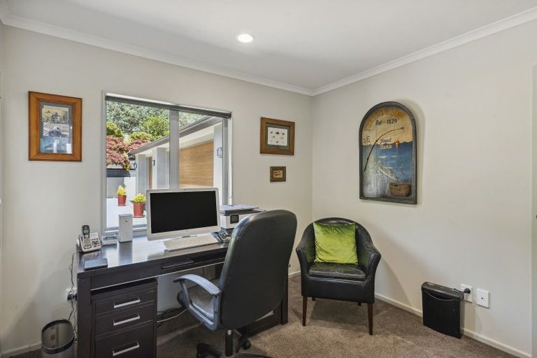 Photo of property in 27a Kotare Street, Waikanae, 5036