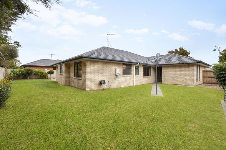 Photo of property in 35 Milbrook Place, Chartwell, Hamilton, 3210