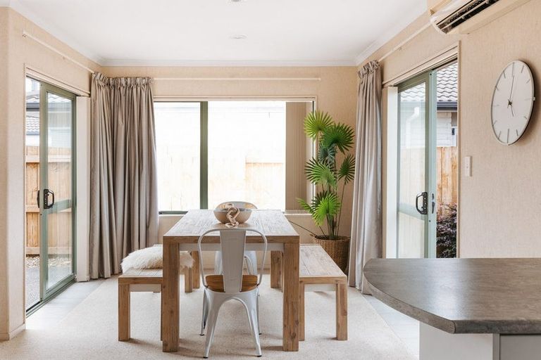 Photo of property in 8 Paua Cove, Papamoa Beach, Papamoa, 3118