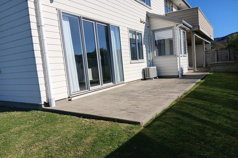 Photo of property in 103 Severn Street, Island Bay, Wellington, 6023