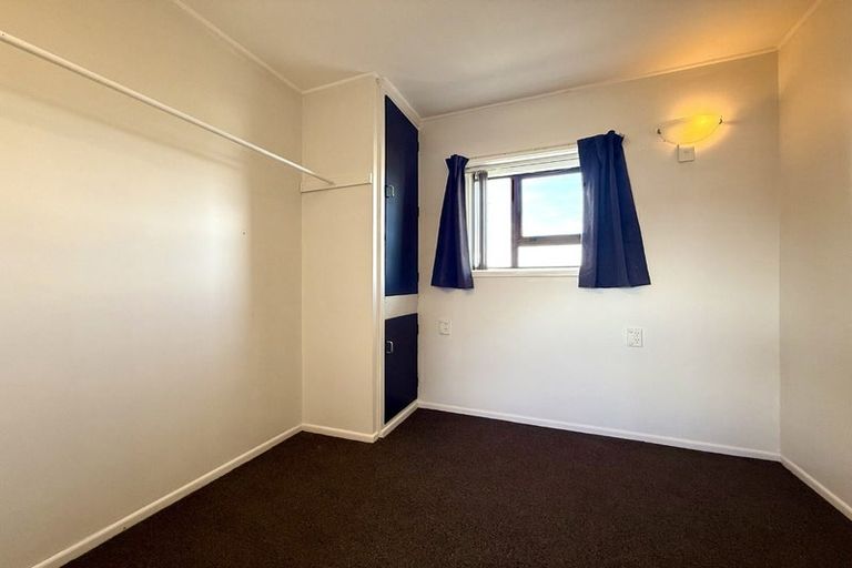 Photo of property in 8/52 Russell Terrace, Berhampore, Wellington, 6023
