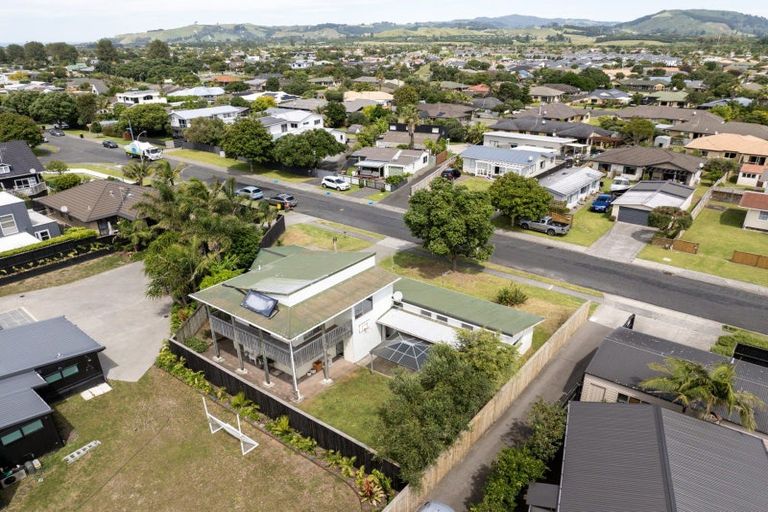 Photo of property in 239 Range Road, Papamoa Beach, Papamoa, 3118