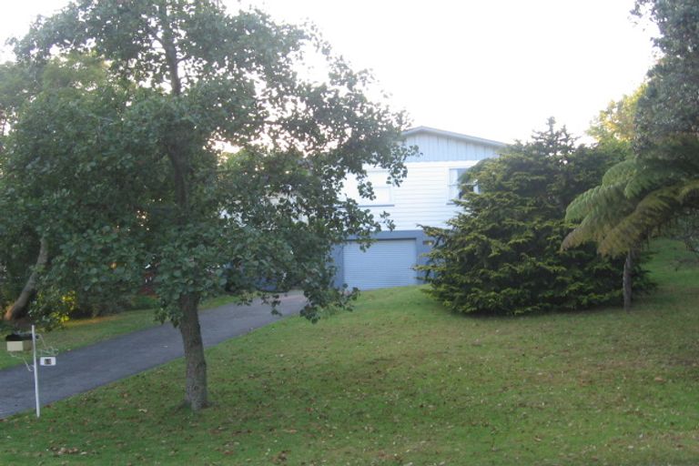 Photo of property in 10 Hamilton Place, Glenfield, Auckland, 0629