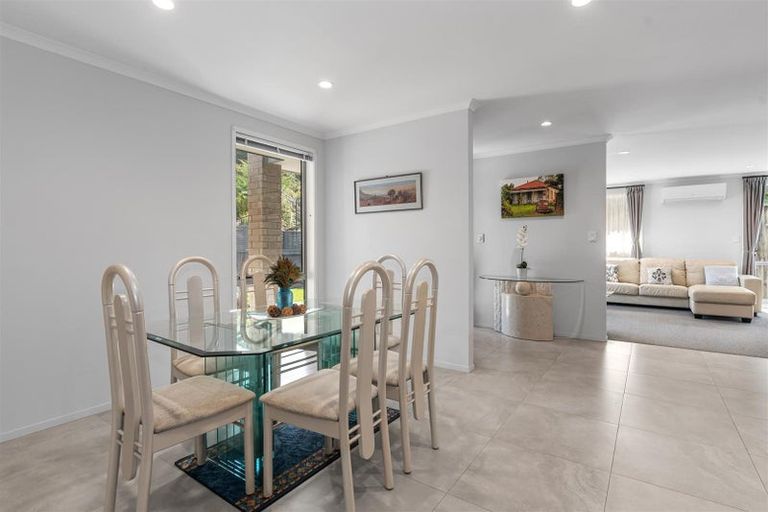 Photo of property in 12 Tieke Place, Horahora, Whangarei, 0110