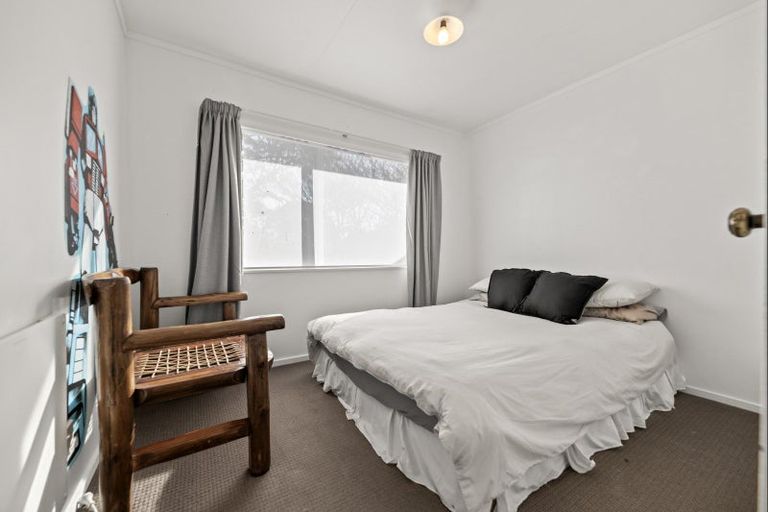 Photo of property in 10 Ashton Place, Highbury, Palmerston North, 4412