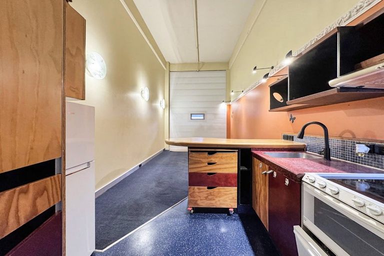 Photo of property in Qba Apartments, 1m/51 Webb Street, Mount Cook, Wellington, 6011