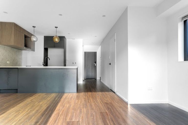 Photo of property in 1/181 Portage Road, New Lynn, Auckland, 0600