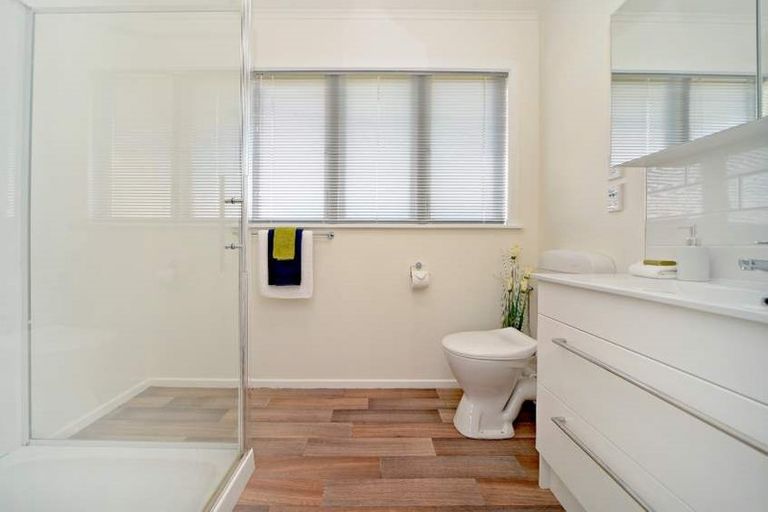 Photo of property in 172 Old Wairoa Road, Papakura, 2110