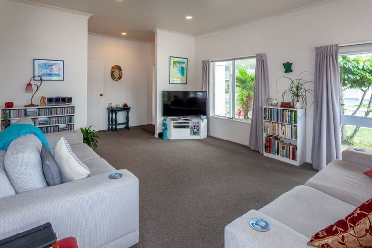 Photo of property in 200 Mayfair Avenue, Whangamata, 3620