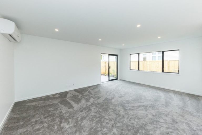 Photo of property in 23 Quinn Road, Levin, 5510
