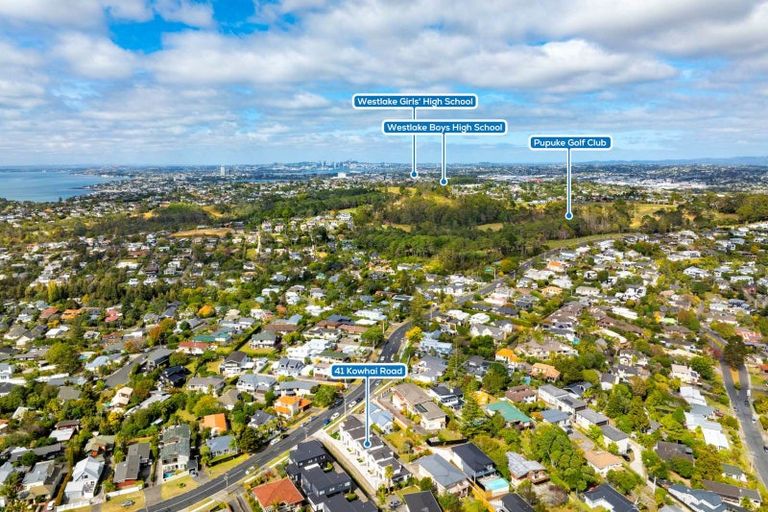 Photo of property in 41f Kowhai Road, Mairangi Bay, Auckland, 0630