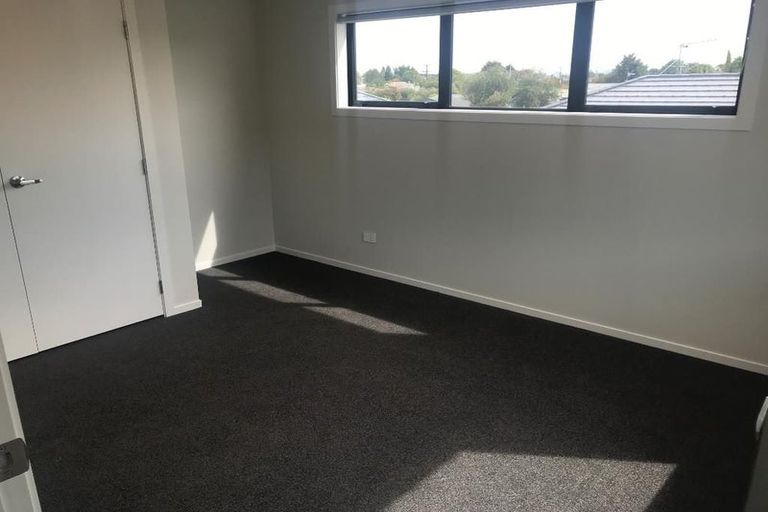 Photo of property in 2u5 Lambert Court, Glenview, Hamilton, 3206