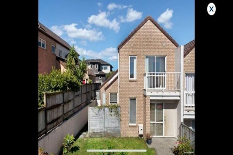 Photo of property in 14 Clomell Drive, Flat Bush, Auckland, 2019