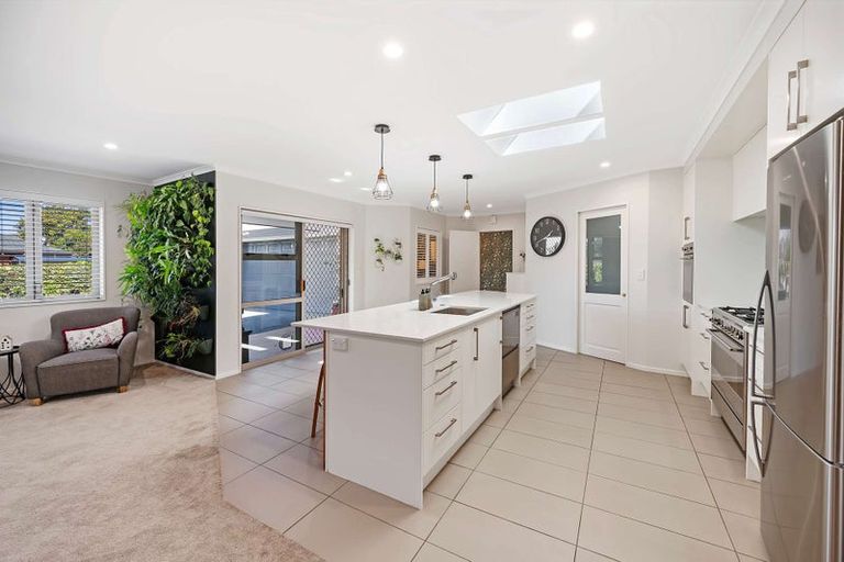 Photo of property in 182 Auckland Road, Greenmeadows, Napier, 4112