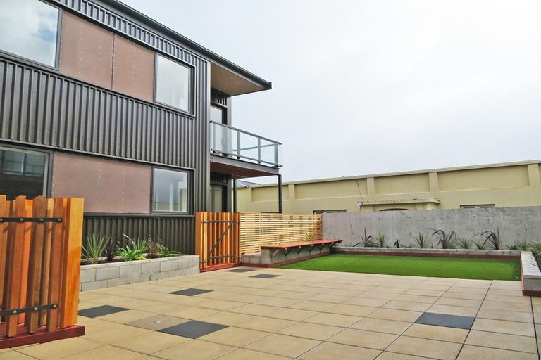 Photo of property in The Firemans Apartments, 102/321 Jackson Street, Petone, Lower Hutt, 5012