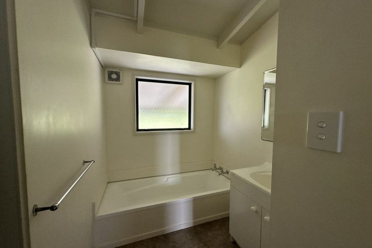 Photo of property in 451 Paremoremo Road, Paremoremo, Auckland, 0632