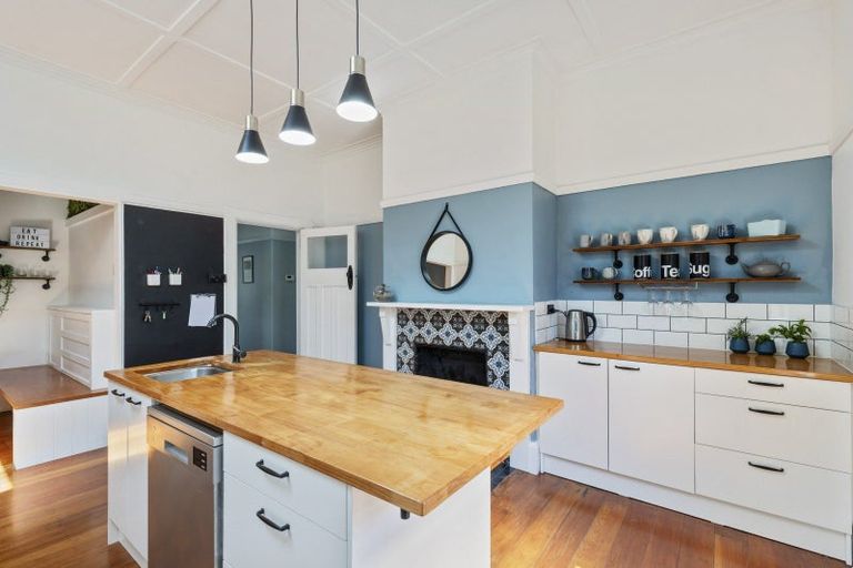 Photo of property in 1/23 Watson Street, Strandon, New Plymouth, 4312