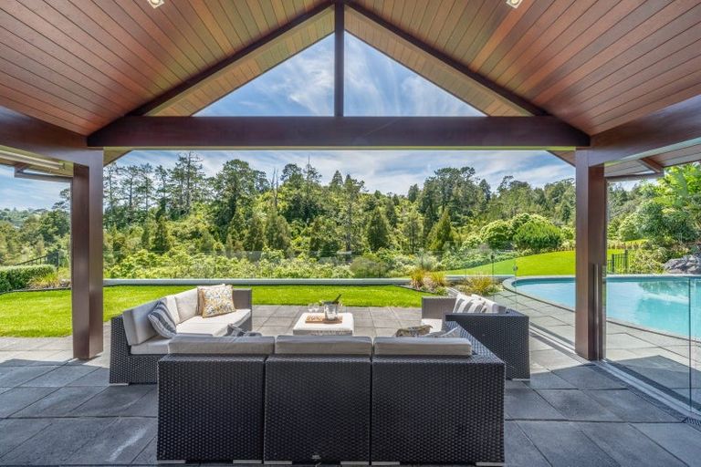 Photo of property in 17 Pearson Road, Whitford, 2571