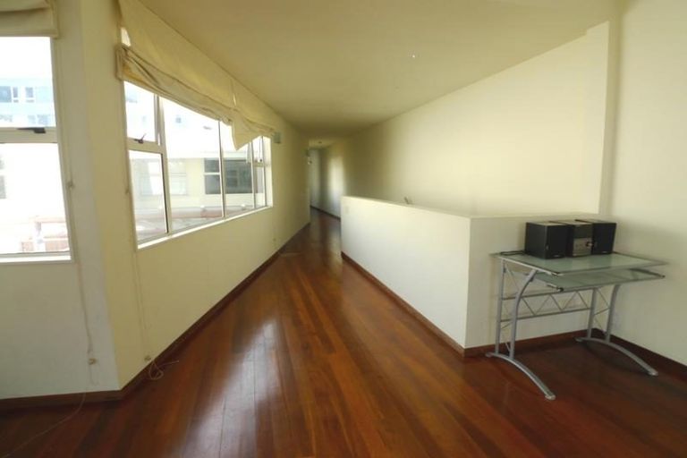 Photo of property in Sirocco Apartments, 811/8u Church Street, Wellington Central, Wellington, 6011
