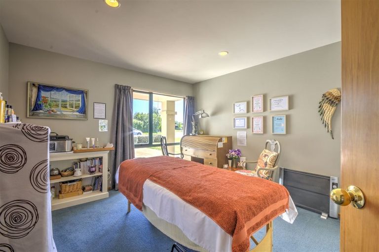 Photo of property in 20 Milesbrook Close, Rangiora, 7400