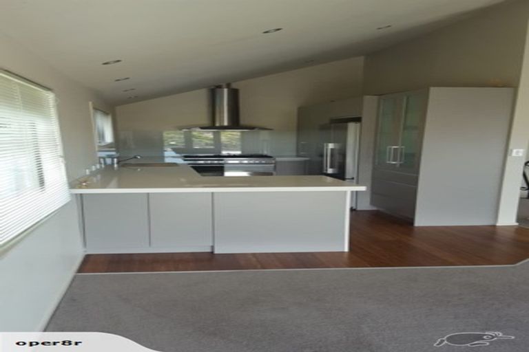 Photo of property in 46 Masterton Road, Rothesay Bay, Auckland, 0630
