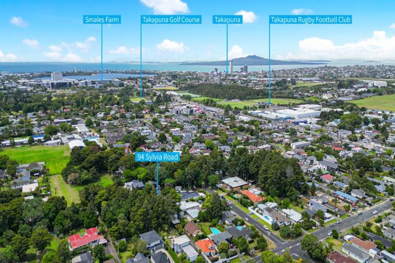 Photo of property in 94 Sylvia Road, Hillcrest, Auckland, 0627